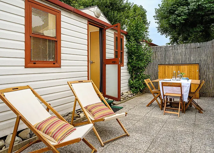 The Camp By Maggiore Üdülőpark Maccagno